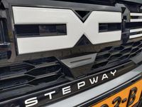 Occasion Dacia Sandero Stepway 101 PK (74 kW) 2025 Grijs Hatchback