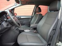 tweedehands Opel Zafira 2.2 Cosmo 150PK Navi Clima Cruise Half-Leer LMV 7-Pers Trekhaak NL-Auto