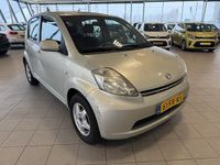 Occasion Daihatsu Sirion 69 PK (50 kW) 2006 Beige Hatchback