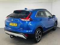 tweedehands Mitsubishi Eclipse Cross 2.4 PHEV Intense+ Automaat Navi camera trekhaak stoelverwarming elec stoelen 1500kg Trekgewicht Zeer mooie auto dealer onderhouden pas 14000 km Plug-in Hybride