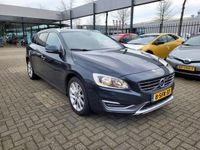 tweedehands Volvo V60 1.6 T3 Summum " Hele Nette Auto " Leder | Cruise |