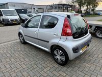 Occasion Peugeot 107 68 PK (50 kW) 2009 Grijs (metallic) Hatchback