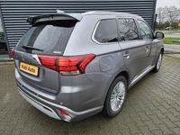 tweedehands Mitsubishi Outlander P-HEV 2.4 PHEV Intense Dealer O.H | LED Koplampen | Lederen Bekleding | 360 Camera | Navi | Apple Carplay | Stoelverwarming |