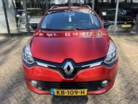 Occasion Renault Clio GrandTour LIMITED 90 PK (66 kW) 2016 Rood Stationwagen