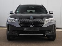 tweedehands BMW X3 iHigh Executive 80 kWh ShadowLine HUD Panoramadak Leder Memory Sportstoelen 360 Camera Wegklapbare Trekhaak Harman Kardon Sfeerverlichting 20 inch Stoelverwarming Carplay
