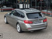 tweedehands BMW 320 320 3-serie Touring i xDrive Luxury Edition