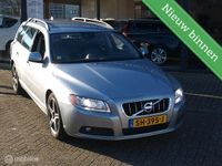 tweedehands Volvo V70 Summum 5CYL Aut6 Standkachel Leer Elec stoel Xenon