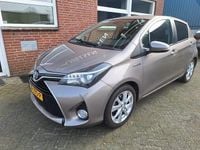 Occasion Toyota Yaris Hybrid 2015 Grijs (metallic) Hatchback