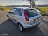 Occasion Ford Fiesta Style 69 PK (50 kW) 2007 Grijs Hatchback