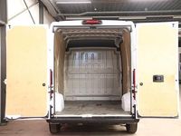 Occasion Opel Movano 140 PK (102 kW) 2022 Wit Van