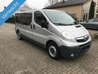 tweedehands Opel Vivaro 2.5 rolstoelbus airco