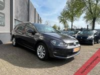 tweedehands VW Golf VII Variant 1.2 TSI 110PK Clima,Cruise,Stoelverw.,PdcV+A,Trekhaak,GetintGlas,Dakrail,Lmv,Aux,Stuurb.,Isofix,Mistlampen,