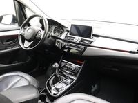 tweedehands BMW 218 2 Serie Gran Tourer i Centennial High Executive 136pk Navigatie | Lederen Bekleding | Stoelverwarming | Trekhaak | Climate Control | 18" Lichtmetalen Velgen