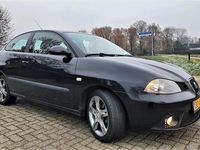 tweedehands Seat Ibiza 1.6-16V Sportstyle met Airco en Diverse Opties !