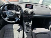 tweedehands Audi A3 Sportback 1.6 TDI Ambiente Pro Line plus / Navi /