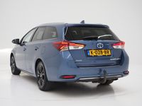 tweedehands Toyota Auris Touring Sports 1.8 Hybrid Dynamic | Panoramadak | Camera | Keyless | DAB+ | Trekhaak