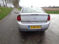 tweedehands Opel Vectra 2.2-16V V-line