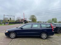 tweedehands Volvo V70 2.4D EDITION II / LEDER / AIRCO-ECC / TREKHAAK / C