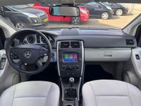 tweedehands Mercedes B200 Clima Elec panoramadak 16"Lm velgen Trekhaak Incl