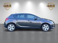 tweedehands Opel Astra 1.4 Design Edition nieuwstaat