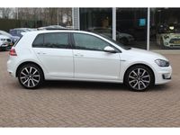 tweedehands VW Golf 1.4 TSI GTE / Panoramadak / Camera / Navigatie / 18'' / Crui