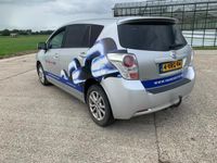 tweedehands Toyota Verso 2.0 D-4D-F Aspiration Grijs 2011 Airco Navi