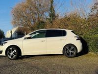 Occasion Peugeot 308 Allure 131 PK (96 kW) 2016 Wit Hatchback