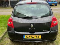 tweedehands Renault Clio 1.4-16V Dynam.Luxe