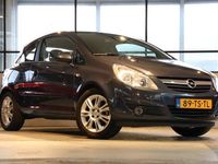 tweedehands Opel Corsa 1.2-16V Cosmo Airco / Elektrische ramen /