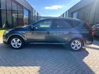 tweedehands Kia Ceed CEE DSporty Wagon 1.6 Fifteen Clima Cruise Elek Pakket NL Auto NAP