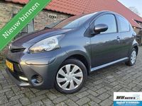 Occasion Toyota Aygo 68 PK (50 kW) 2013 Grijs Hatchback