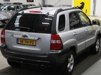 tweedehands Kia Sportage 2.0 CVVT Executive Airco, Cruise control, Isofix,