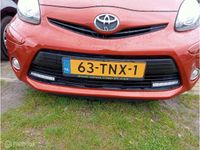 tweedehands Toyota Aygo 1.0 VVT-i Dynamic Orange