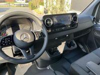 tweedehands Mercedes Sprinter 319 1.9 CDI L2H2 LED NAVI