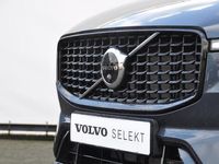 tweedehands Volvo XC60 B4 197PK Automaat R-Design /Google infotaimentsysteem / Stoel en stuurverwarming/ Elektrische achterklep/ Keyless entry/Adaptieve koplampen/ Parkeersensoren met 360 Camera/ Adaptieve cruise control/ Elektrische stoel met geheugen/ Apple CarPlay
