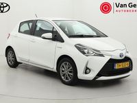 Occasion Toyota Yaris Hybrid Executive 101 PK (74 kW) 2018 Wit Hatchback