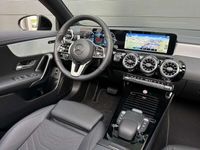 tweedehands Mercedes CLA250 Shooting Brake e Luxury Line | Premium | Nightpakk