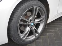 tweedehands BMW 318 3-SERIE Touring i Aut/Airco/Navi/Trekhaak