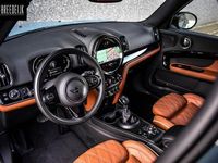 tweedehands Mini Cooper Countryman SE Hybrid ALL4 Chili Aut. | Navigatie | Leder Chester | Camera | 19"LM | LED | Sage Green