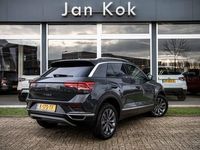 tweedehands VW T-Roc 1.5 TSi 150 pk Sport | Full LED | Panoramadak | Virtual Cockpit