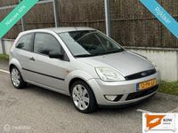 Occasion Ford Fiesta Ambiente 69 PK (50 kW) 2004 Grijs Hatchback