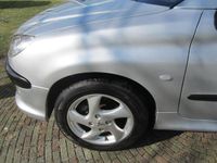 tweedehands Peugeot 206 CC 1.6 16V LEER AIRCO