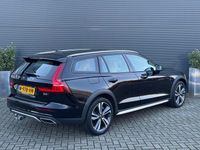 Occasion Volvo V60 CC Pro 2021 Zwart Stationwagen