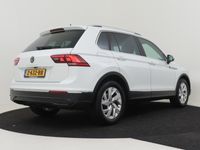 tweedehands VW Tiguan 1.5 TSI 150PK Life | Adaptieve Cruise Control | Zwenkbare trekhaak | Achteruitrijcamera | App-Connect | Stoelen+stuur verwarmd | 18'' LMV | Parkeersensoren V+A | DAB