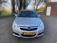 tweedehands Opel Vectra Wagon 1.9 CDTi Executive AUTOMAAT