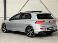 tweedehands VW Golf VIII 1.5 eTSI R-Line Pano Navi ACC Keyless IQ Light