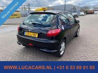 tweedehands Peugeot 206 1.6-16V XS Premium