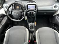 tweedehands Toyota Aygo 1.0 VVT-i x-play Navigatie Camera NW Model Dealer Onderhouden