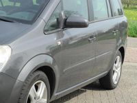 tweedehands Opel Zafira 1.8 Cosmo