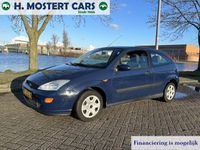 tweedehands Ford Focus 1.4-16V Trend * AIRCO * NIEUWE APK * DISCOUNT COLL